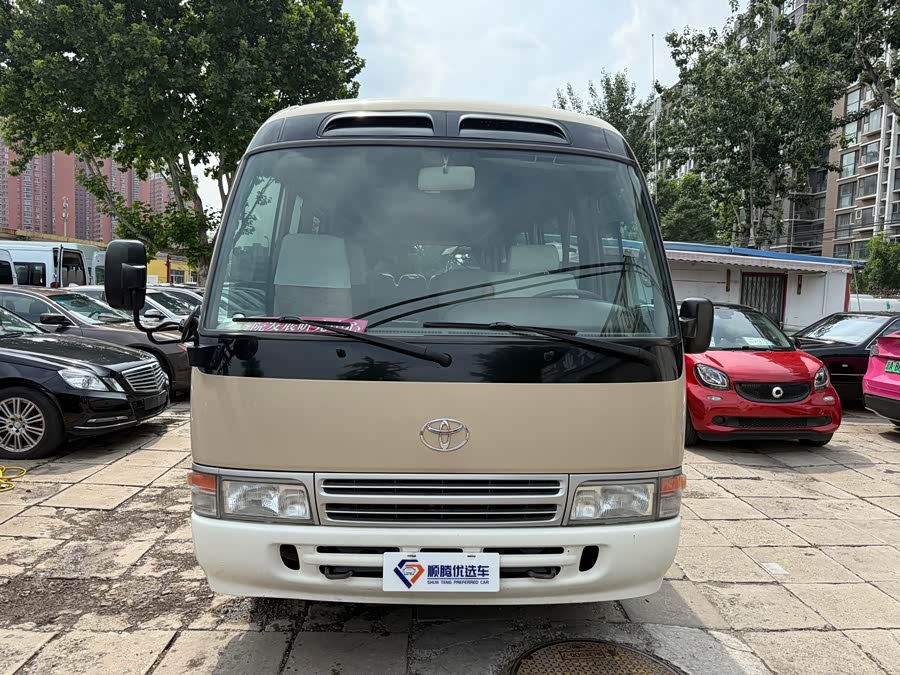 Toyota Coaster 2011 #3 Toyota Coaster 2011 imagen de coche #3