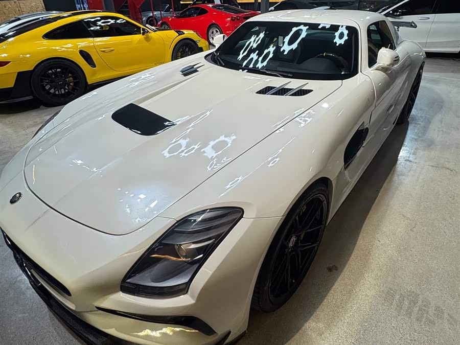 Mercedes-Benz SLS AMG 2012 car image #3