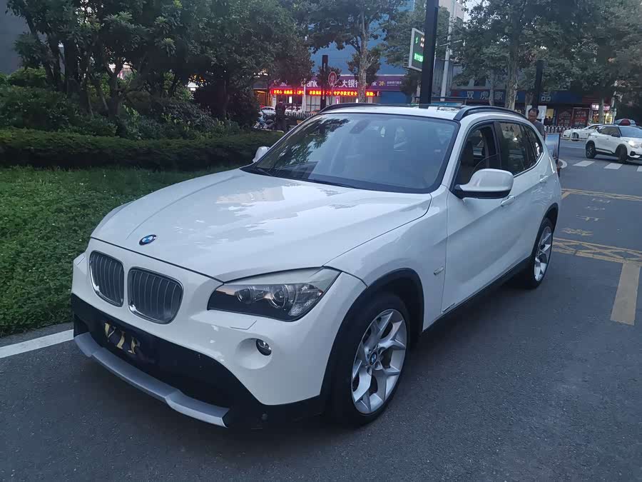 BMW X1 (Imported) 2011 صورة سيارة #3