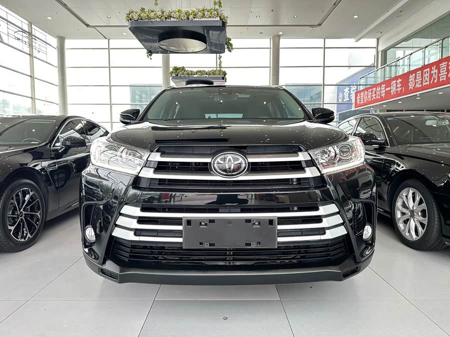 Toyota Highlander 2019 car image #3