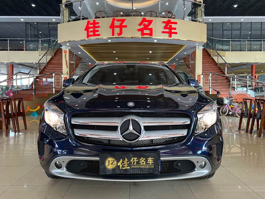 Mercedes-Benz GLA Class 2017 car image #3