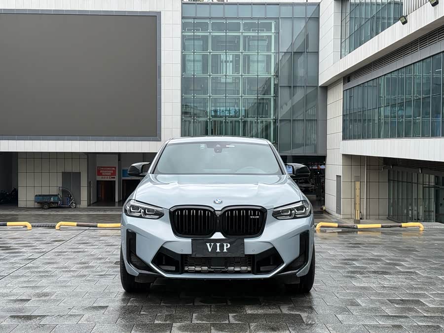BMW X4 M40i 2024 #3 BMW X4 M40i 2024 car image #3
