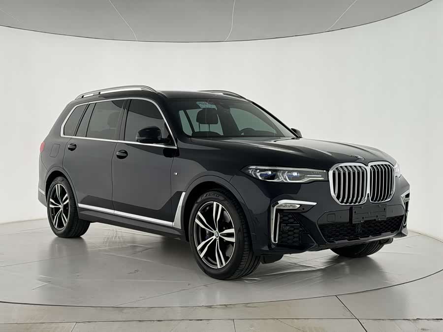 BMW X7 2020 car image #3