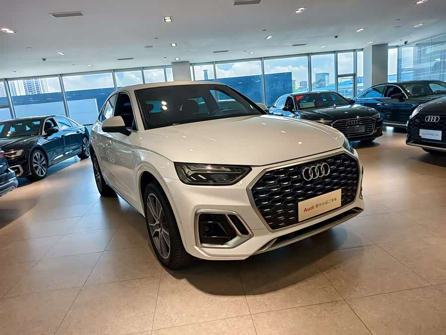 Audi Q5L Sportback 2022 car image #3