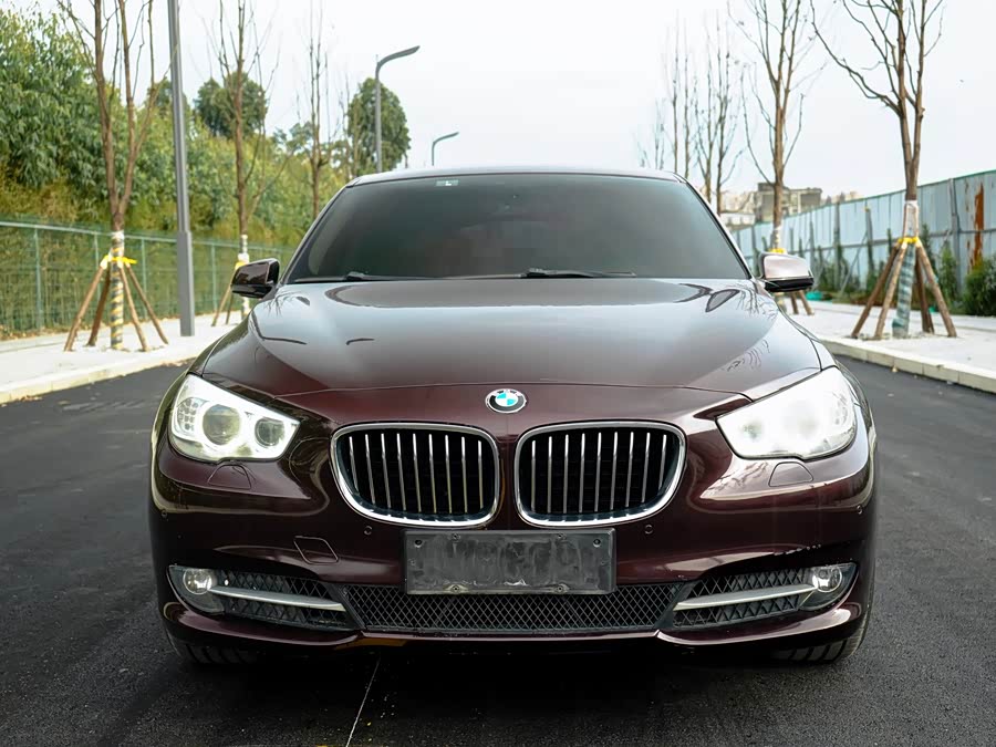 BMW 5 Series GT 2012 immagine di auto #3