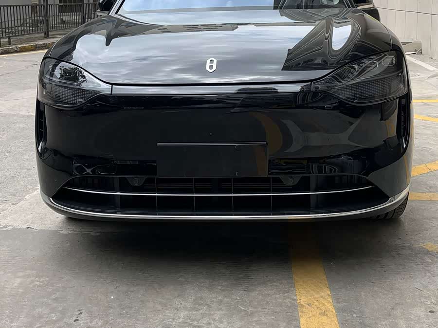 AITO 问界 问界M9 汽车图片 #3