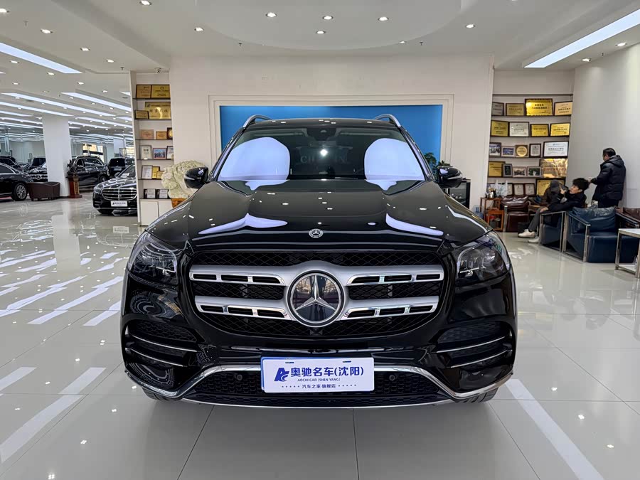 Mercedes-Benz GLS Class 2023 car image #3