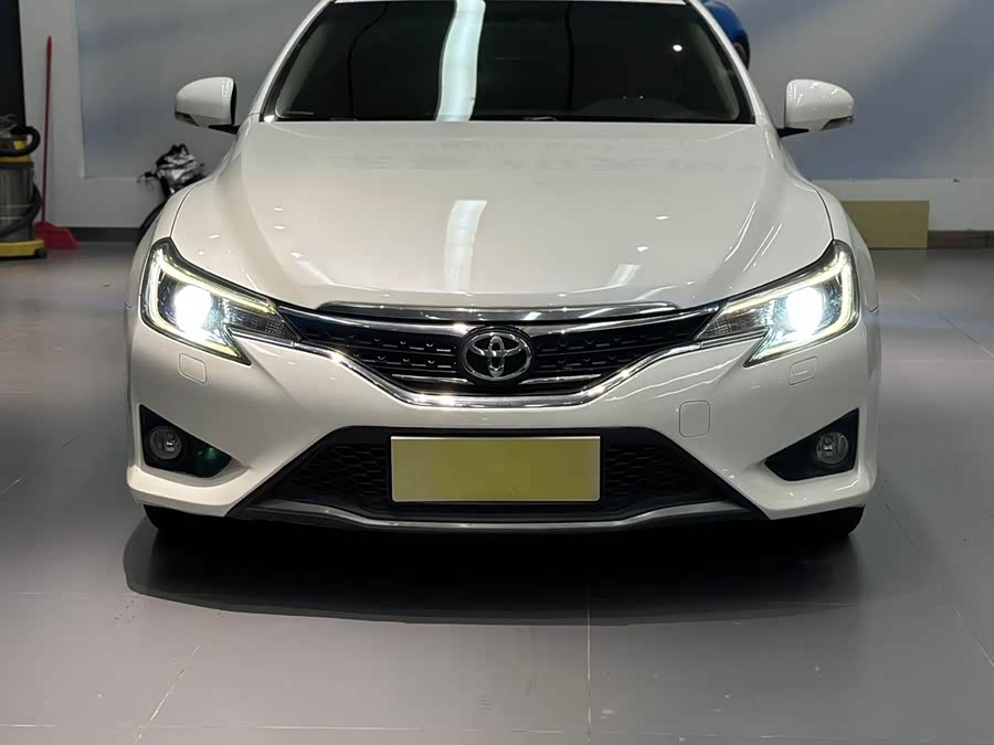 Toyota Reiz 2014 immagine di auto #3