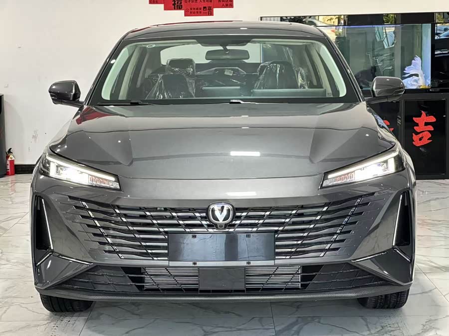 Changan EadoPHEV 2025 car image #3