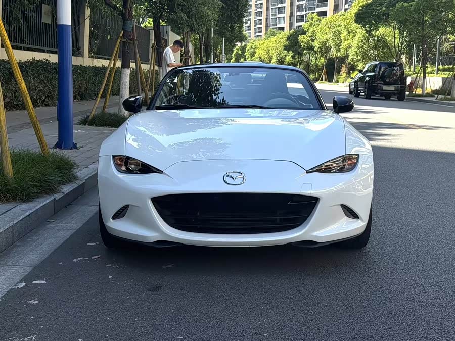 GEELY Monjaro MHEV 2023 #3 GEELY Monjaro MHEV 2023 car image #3