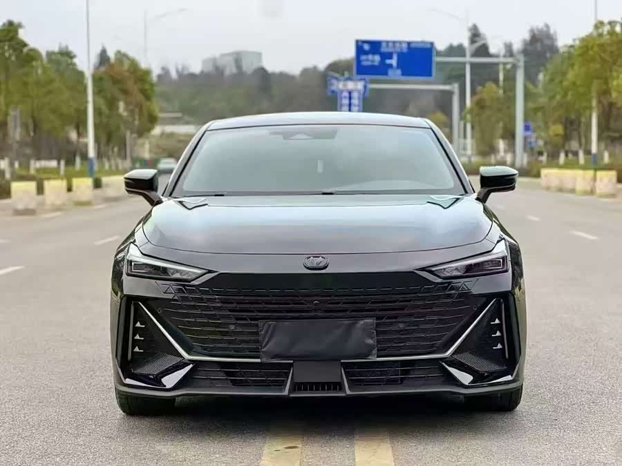 Changan UNI-V 2022 car image #3