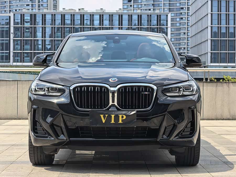 BMW X4 M40i 2023 #3 BMW X4 M40i 2023 car image #3