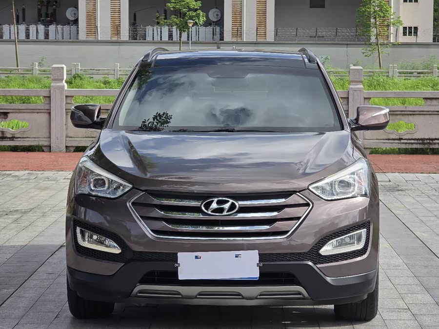 Hyundai Santa Fe (Imported) 2013 car image #3