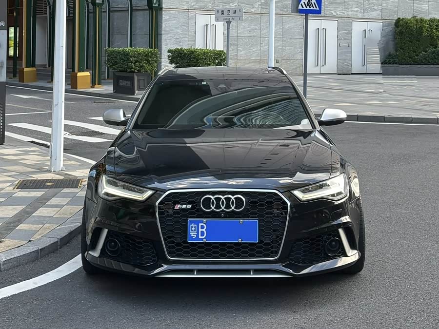 Audi RS 6 2016 صورة سيارة #3