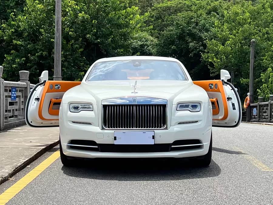 Denza Wraith 2021 #3 Denza Wraith 2021 car image #3