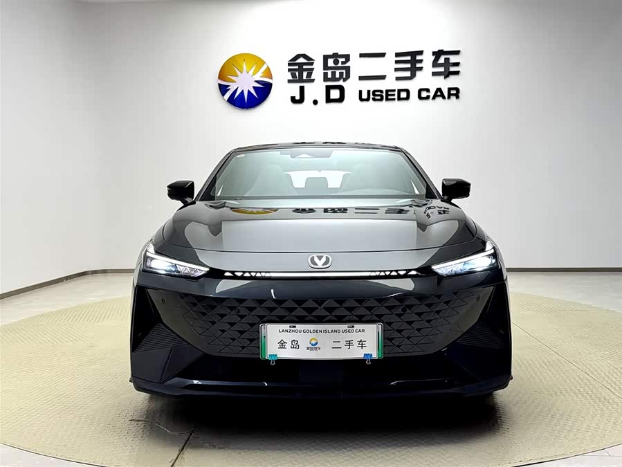 Changan UNI-V iDD 2024 immagine di auto #3