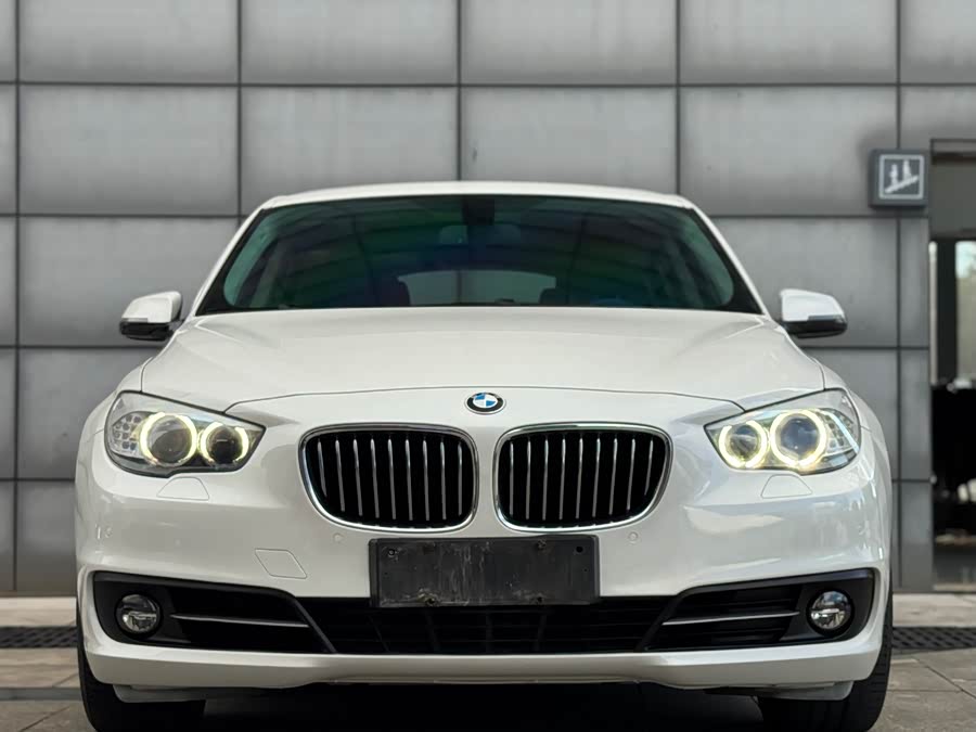 BMW 5 Series GT 2017 #3 BMW 5 Series GT 2017 صورة سيارة #3