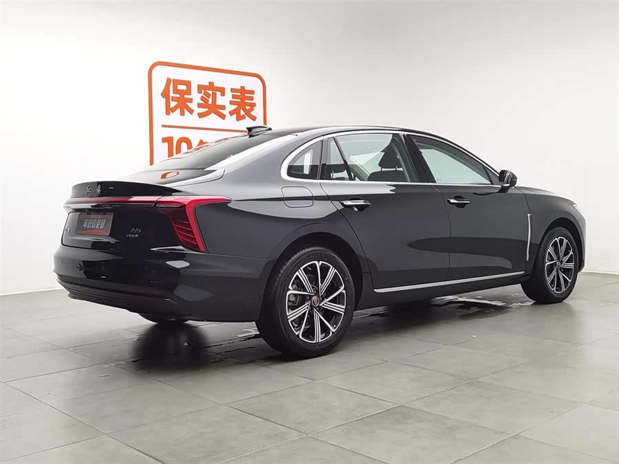 HongQi H5 PHEV 2025 #3 HongQi H5 PHEV 2025 car image #3