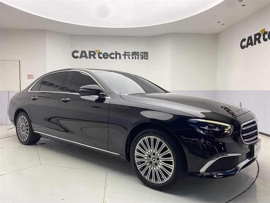 Mercedes-Benz E Class 2022 car image #3
