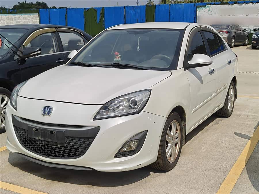 Changan Alsvin V5 2014 car image #3