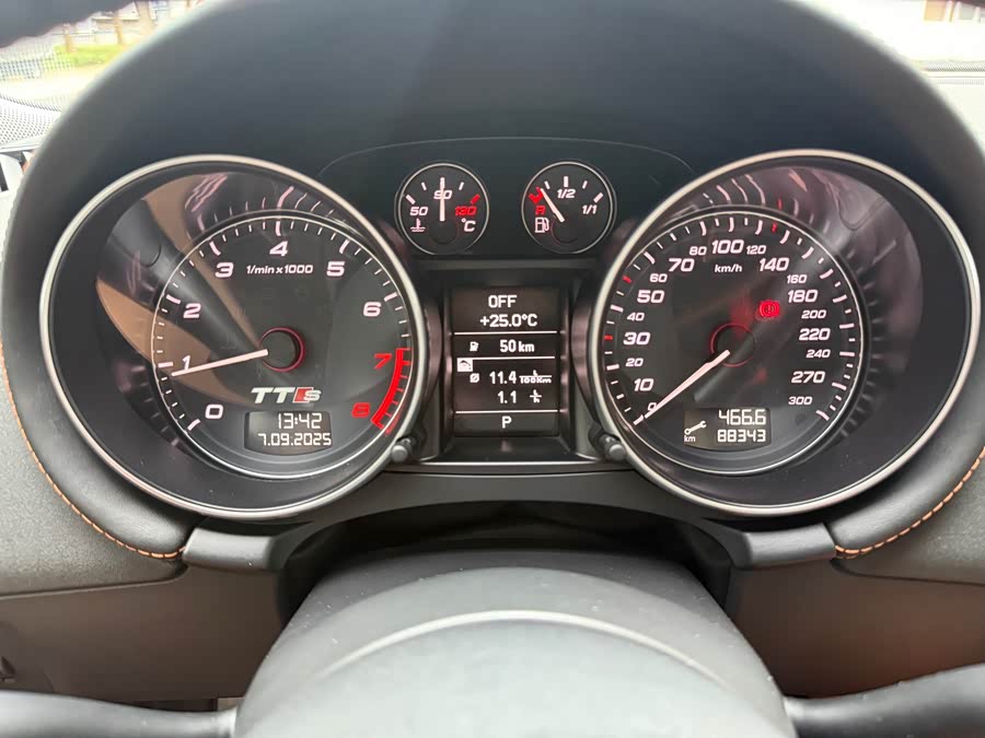 Audi TTS 2015 #3 Audi TTS 2015 car image #3