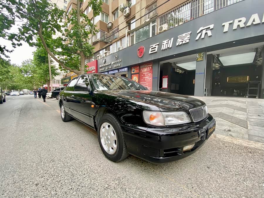 日产 风度 2000 汽车图片 #3