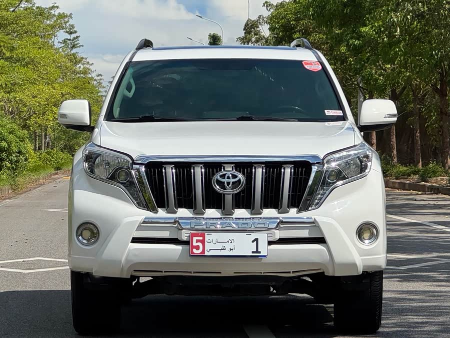 Toyota Land Cruiser Prado 2012 car image #3