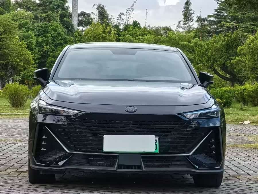 Changan UNI-V iDD 2023 #3 Changan UNI-V iDD 2023 car image #3