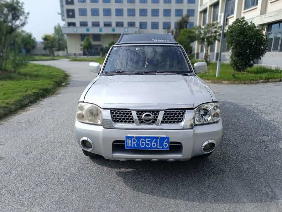 日产 日产帕拉丁 2010 汽车图片 #3