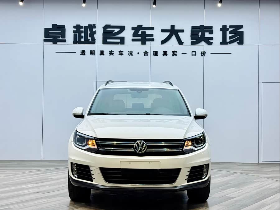 Volkswagen Tiguan 2015 car image #3
