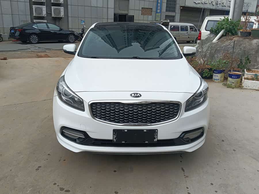 起亚 起亚K4 2014 汽车图片 #3