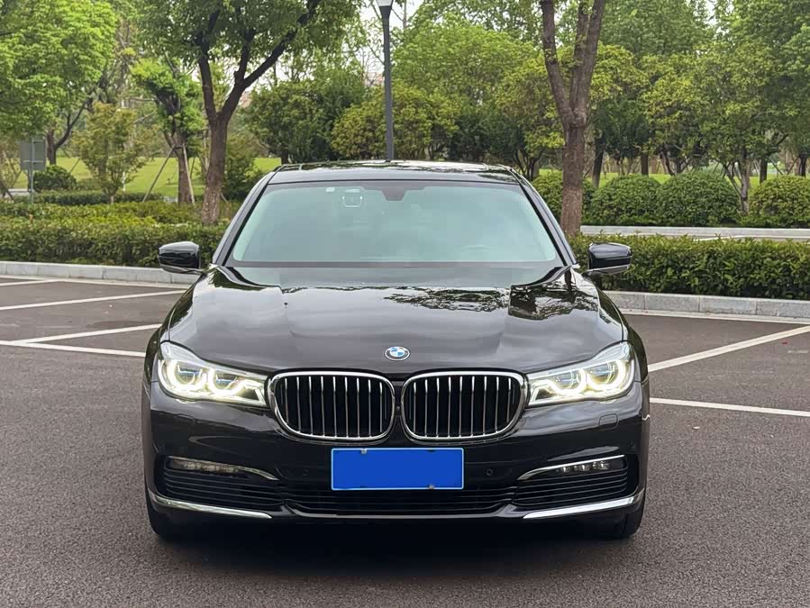 BMW 7 Series New Energy 2017 #3 BMW 7 Series New Energy 2017 car image #3