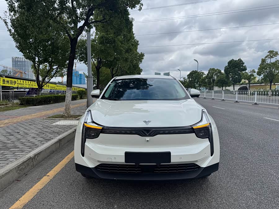 哪吒汽车 哪吒U 2022 汽车图片 #3