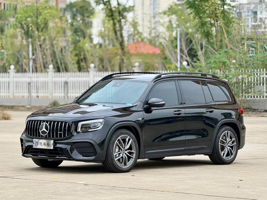 Mercedes-Benz GLB AMG 2022 immagine di auto #3