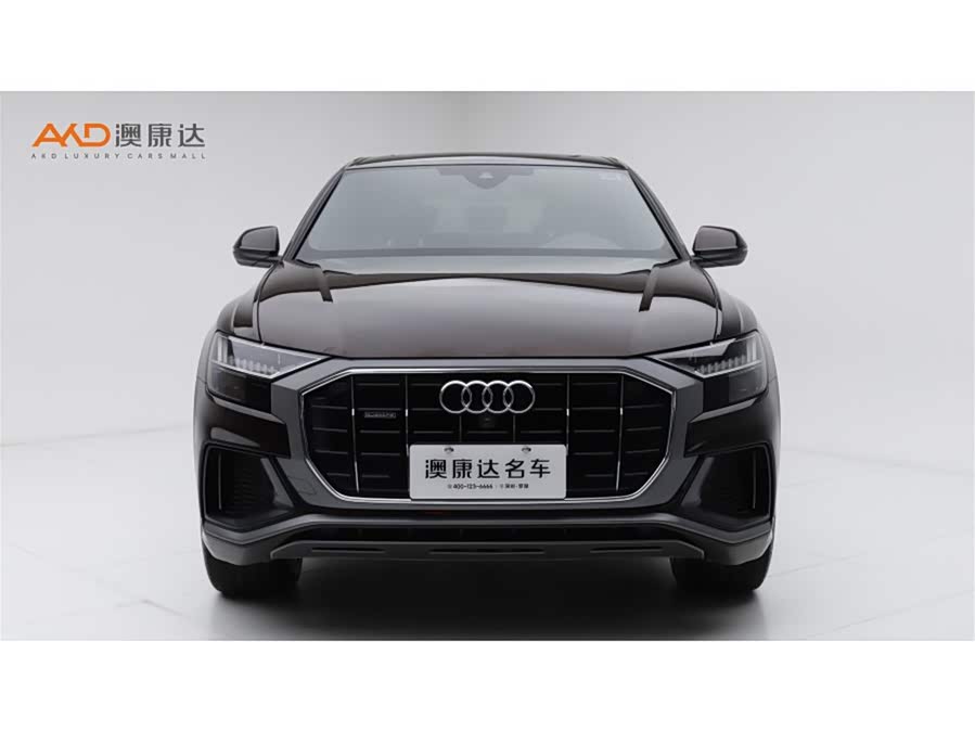 Audi Q8 2021 car image #3