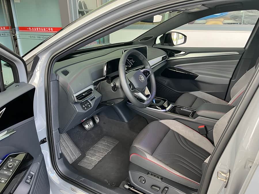 Volkswagen ID.4 Crozz 2024 #3 Volkswagen ID.4 Crozz 2024 car image #3