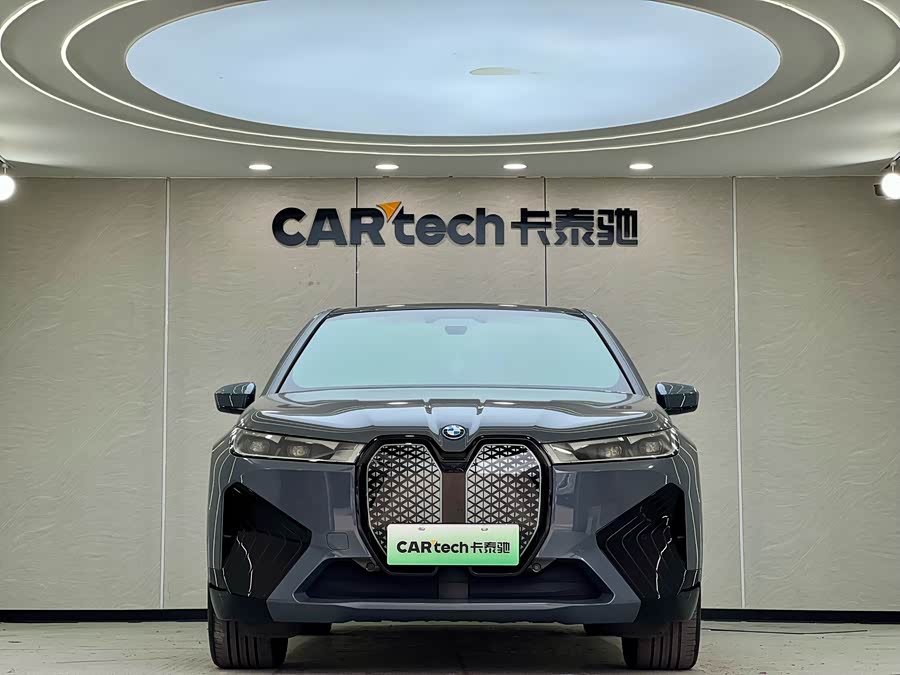 BMW iX M60 2023 car image #3