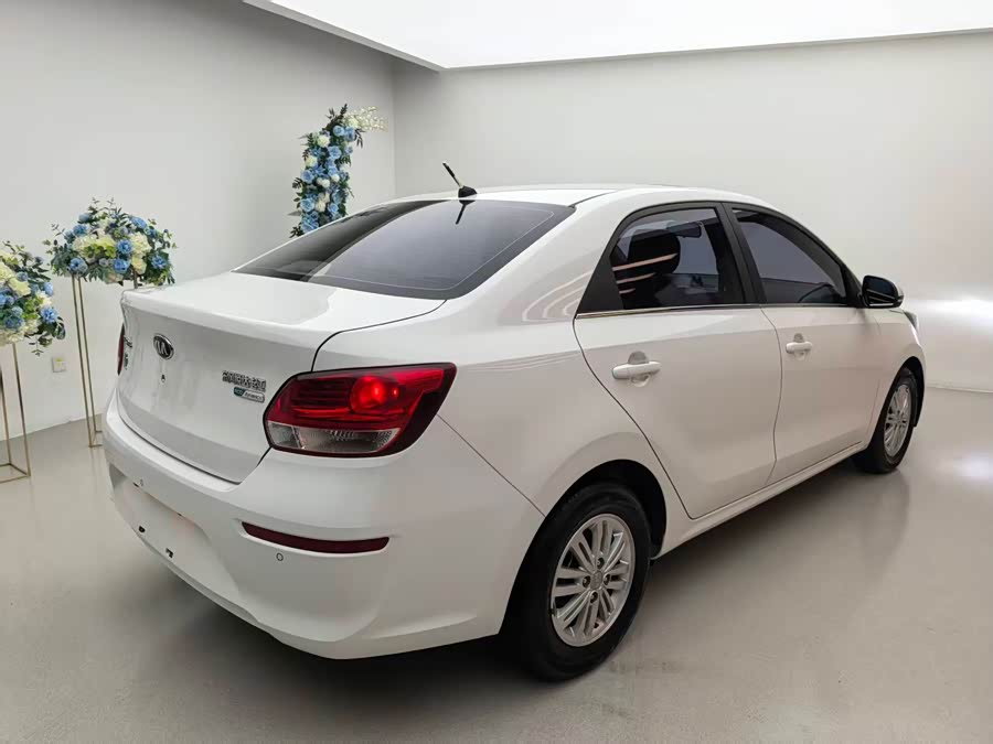 起亚 焕驰 2020 汽车图片 #3