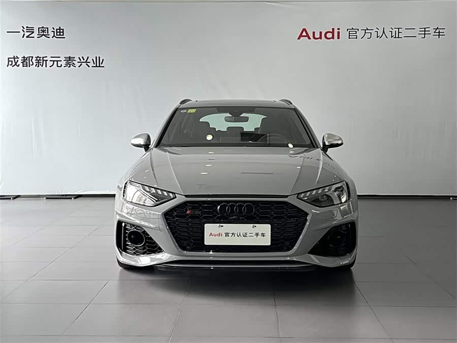 Audi RS 4 2023 car image #3