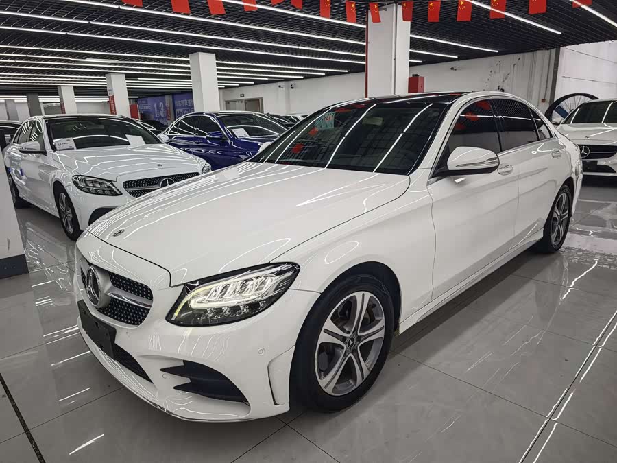 Mercedes-Benz C Class 2020 car image #3