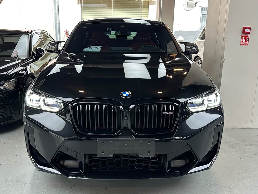 BMW X4 M 2024 car image #3