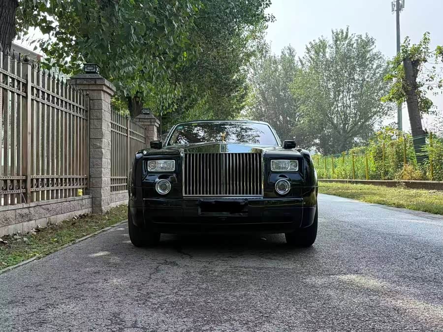 Rolls-Royce Phantom 2008 car image #3