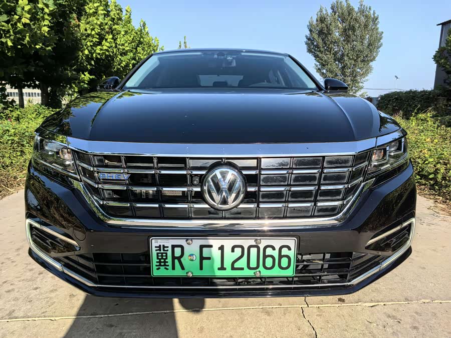 Volkswagen Passat New Energy 2019 immagine di auto #3
