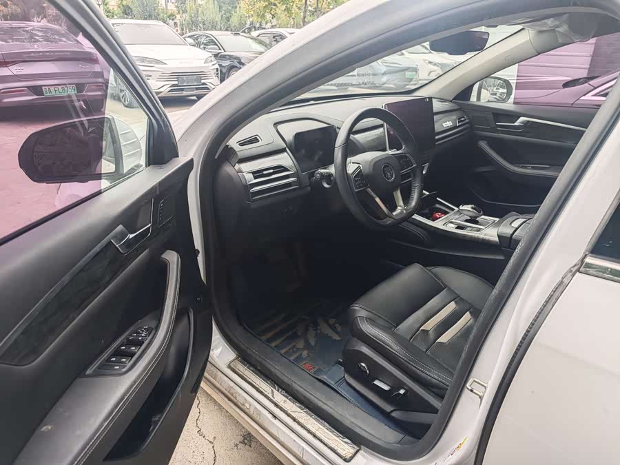 BYD Qin Pro New Energy 2019 car image #3