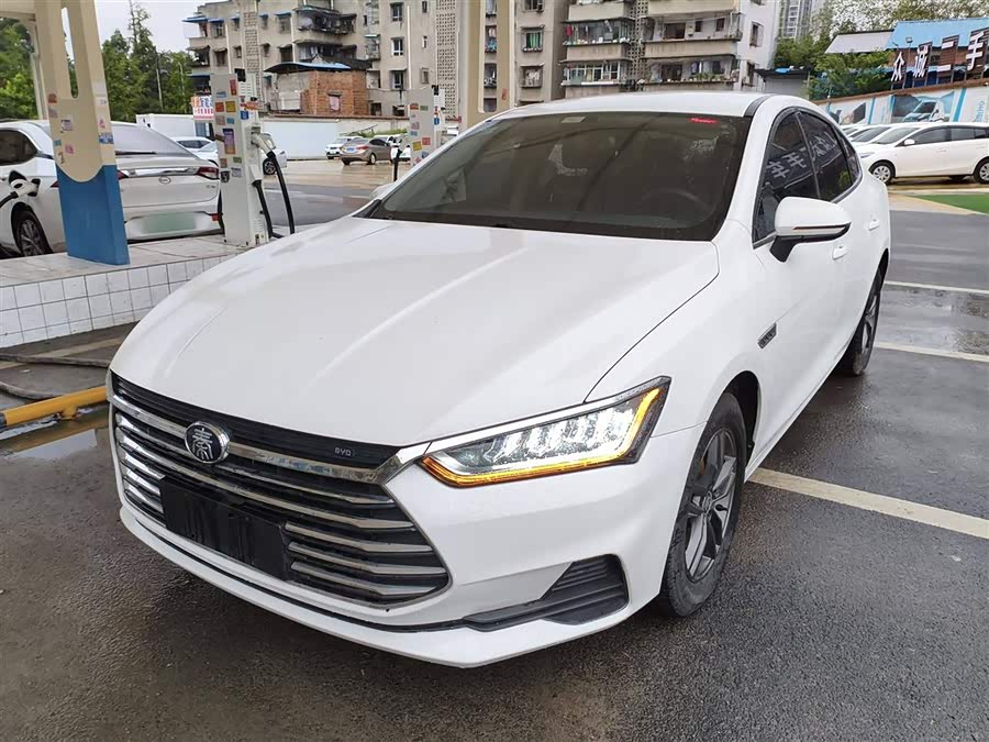 BYD Qin Pro 2021 #3 BYD Qin Pro 2021 car image #3