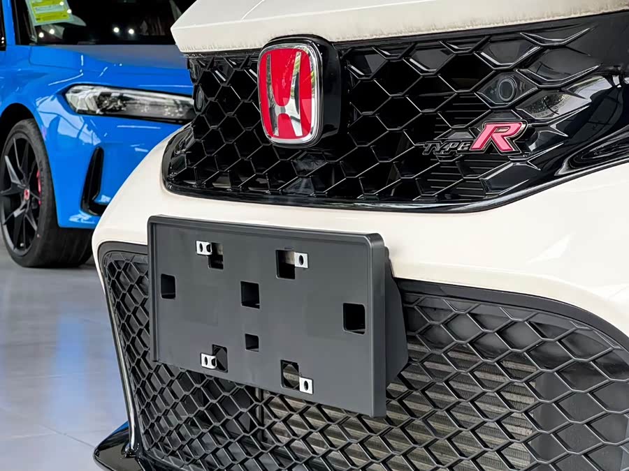 Honda Civic (Imported) car image #3