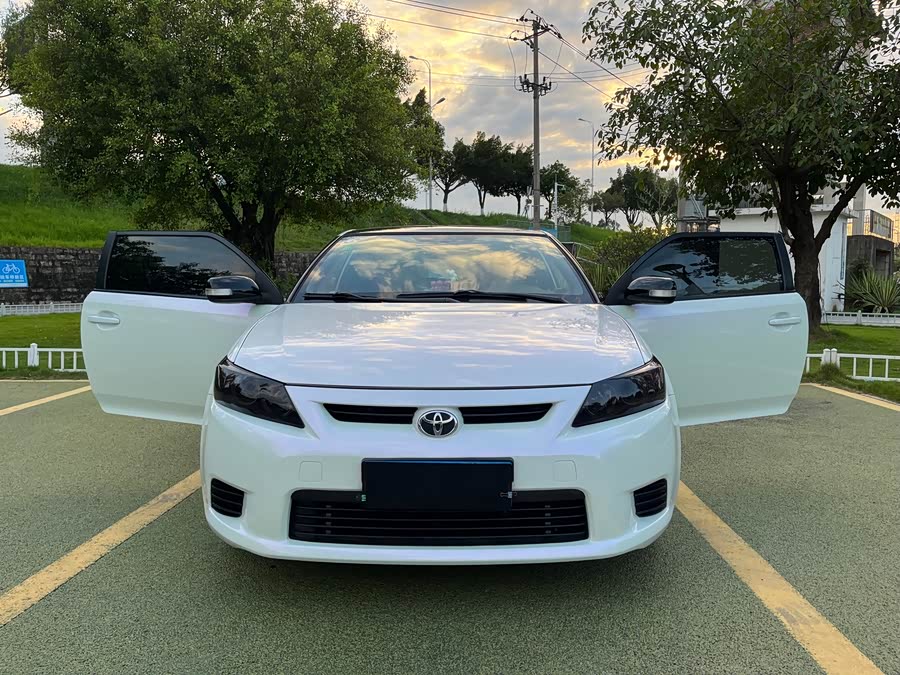 Toyota Zelas 2012 #3 Toyota Zelas 2012 car image #3