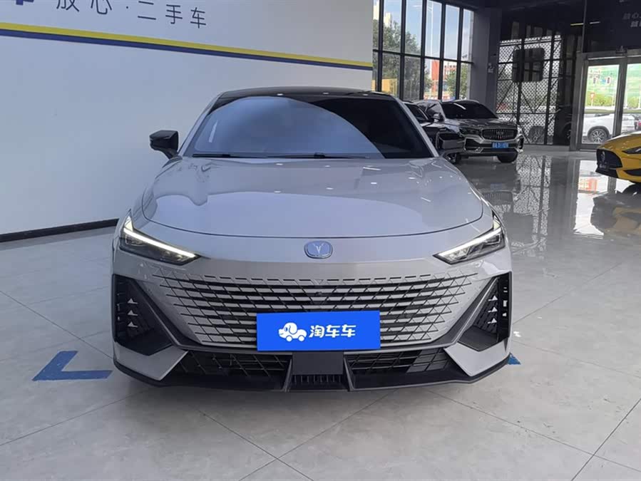 Changan UNI-V 2023 car image #3