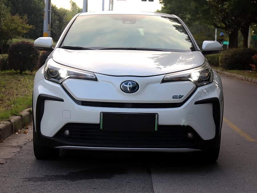 Toyota Izoa E 2020 #3 Toyota Izoa E 2020 imagen de coche #3