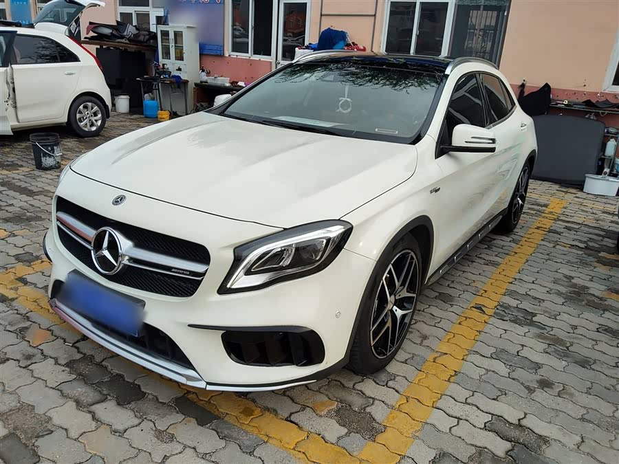 Mercedes-Benz GLA AMG 2018 #3 Mercedes-Benz GLA AMG 2018 car image #3